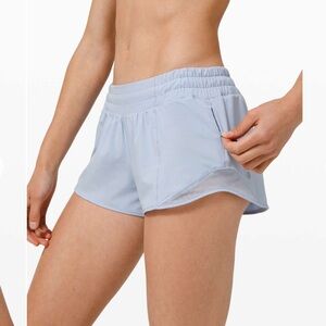 Lululemon Hotty Hot Short II *2.5" Blue Linen size 8